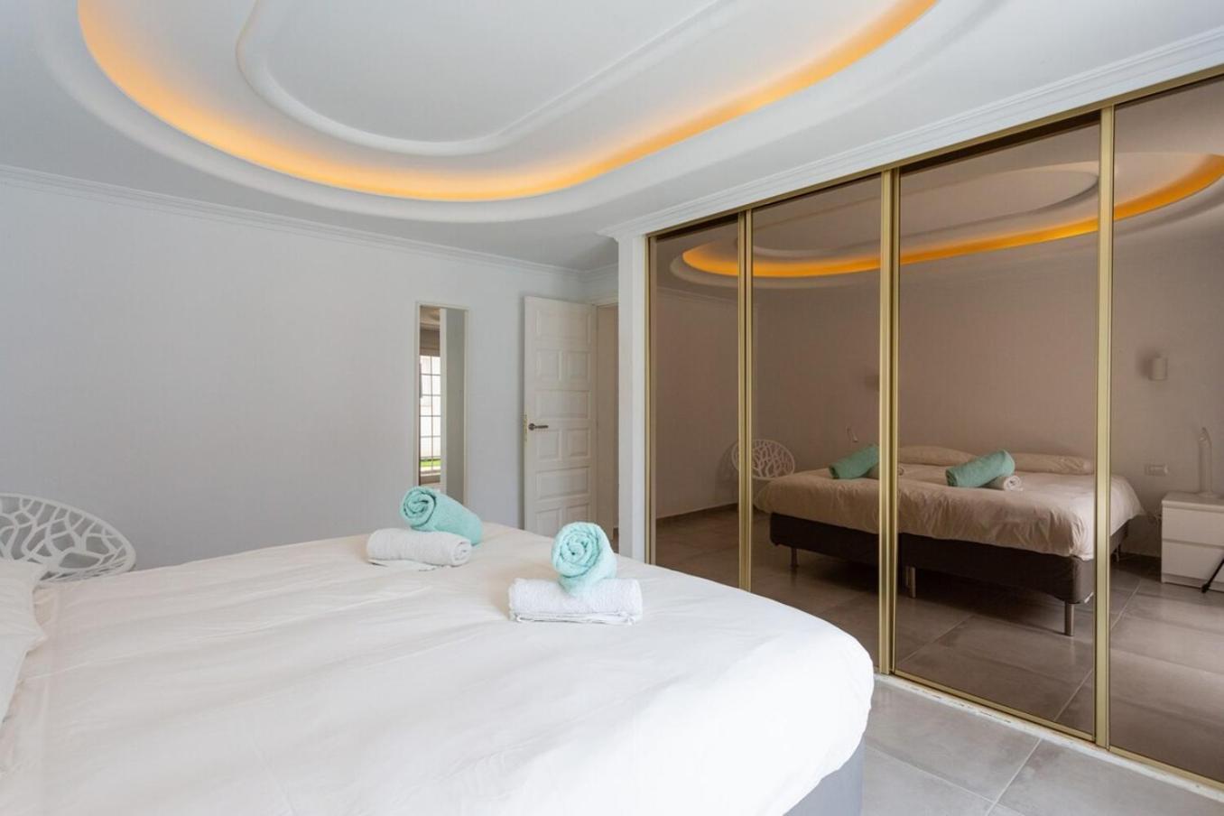 Alamos Park-Stunning Villa In Huge Private Grounds San Miguel de Abona Esterno foto